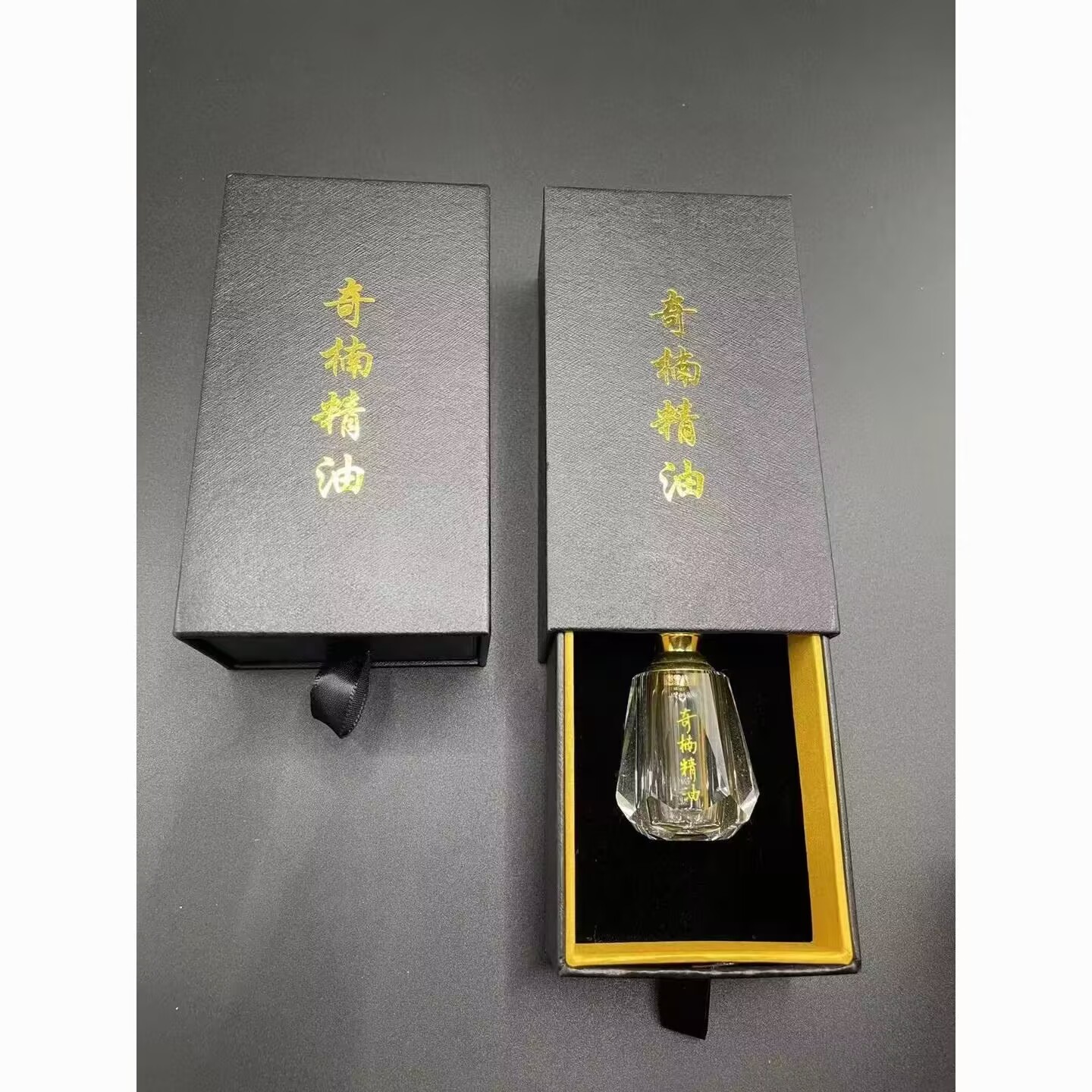2ml/箱 リッチウード沈香オイル 長持ちするウッディな香り - Perfume Quality Fragrance Oils のレビューと価格