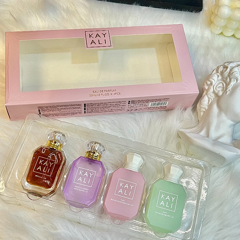 カヤリ アラビアン パフュームセット 4x30ml 長持ちす - Perfume Travel Set のレビューと価格