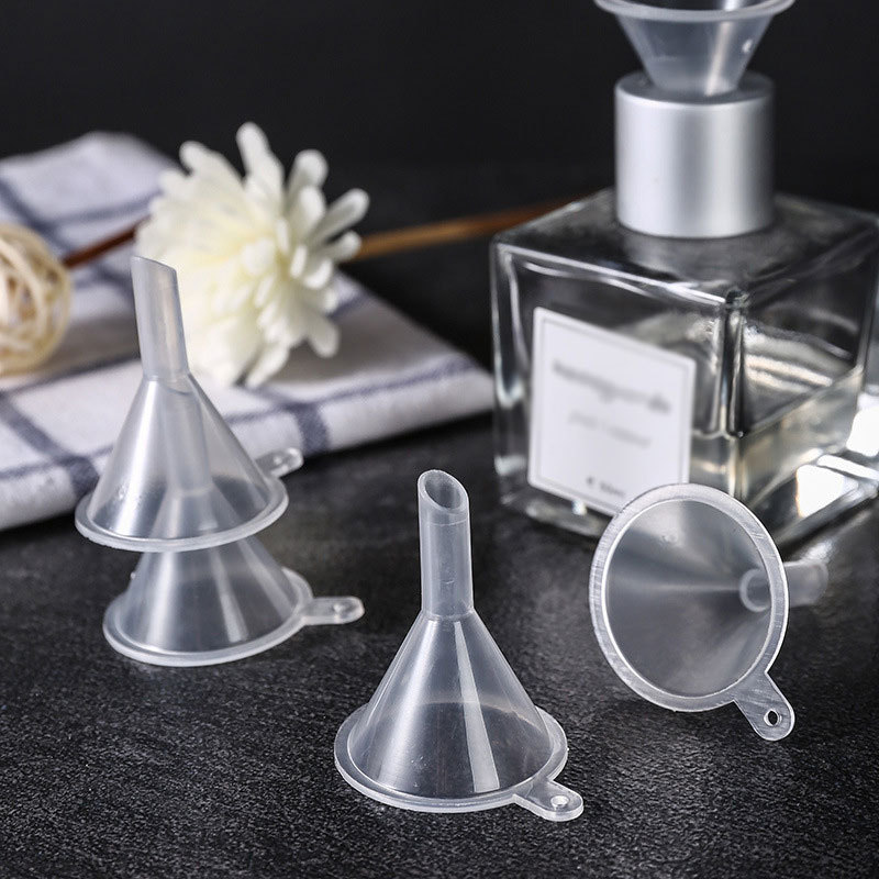 ミニプラスチック充填漏斗,空のボトル,旅行用包装ツール,香水 - Perfume Travel Set のレビューと価格